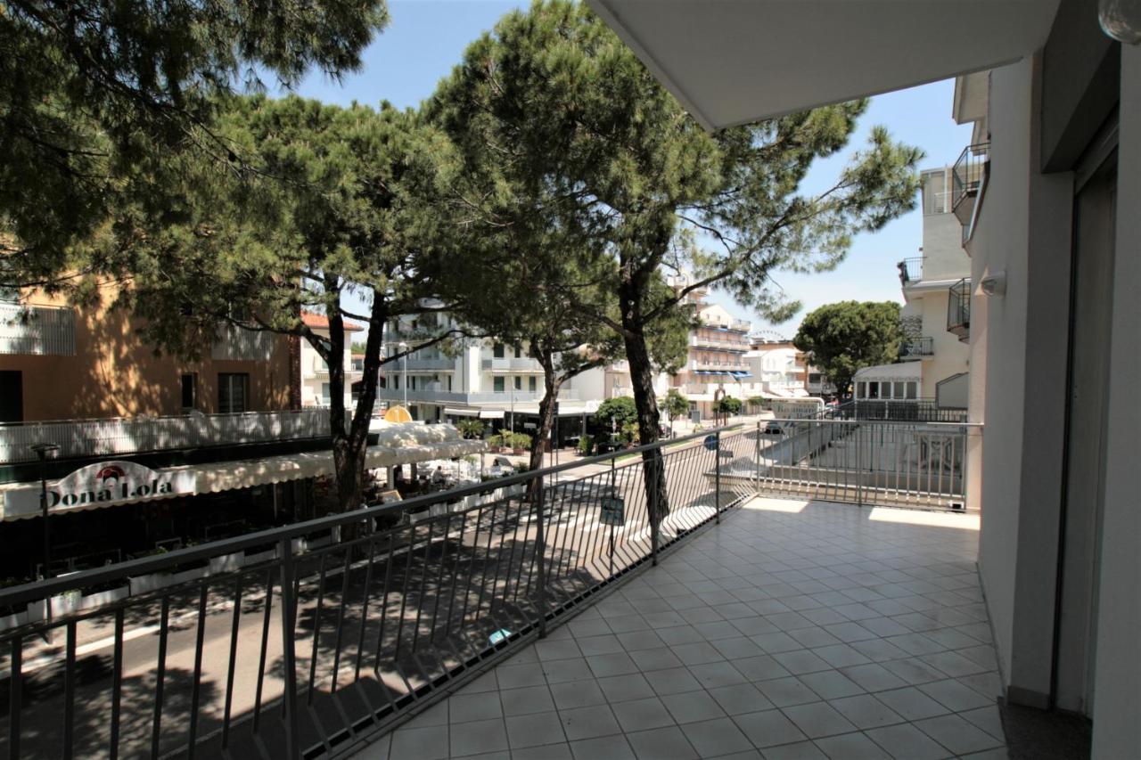 Flavia Apartment Lido di Jesolo Exterior photo