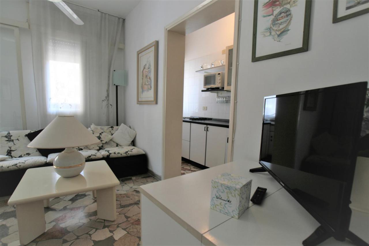 Flavia Apartment Lido di Jesolo Exterior photo